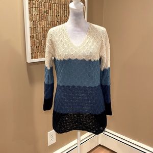 Roni Rabl 100% Cotton Colors: Cream, Cobalt Blue, Navy, Black.  Open Knit V Neck